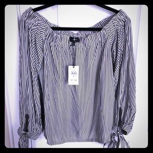 New 7 for all mankind off the shoulder blouse